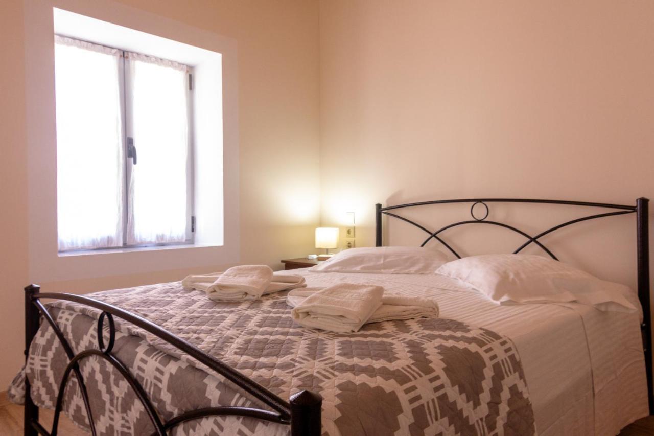 Spyran Apartment Marantochori Ngoại thất bức ảnh