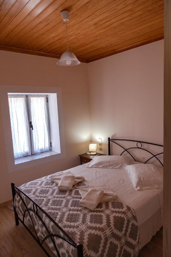 Spyran Apartment Marantochori Ngoại thất bức ảnh