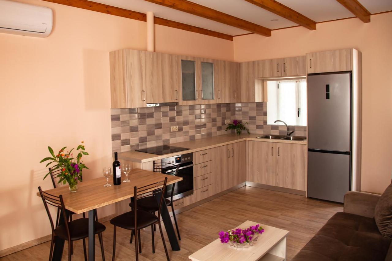 Spyran Apartment Marantochori Ngoại thất bức ảnh